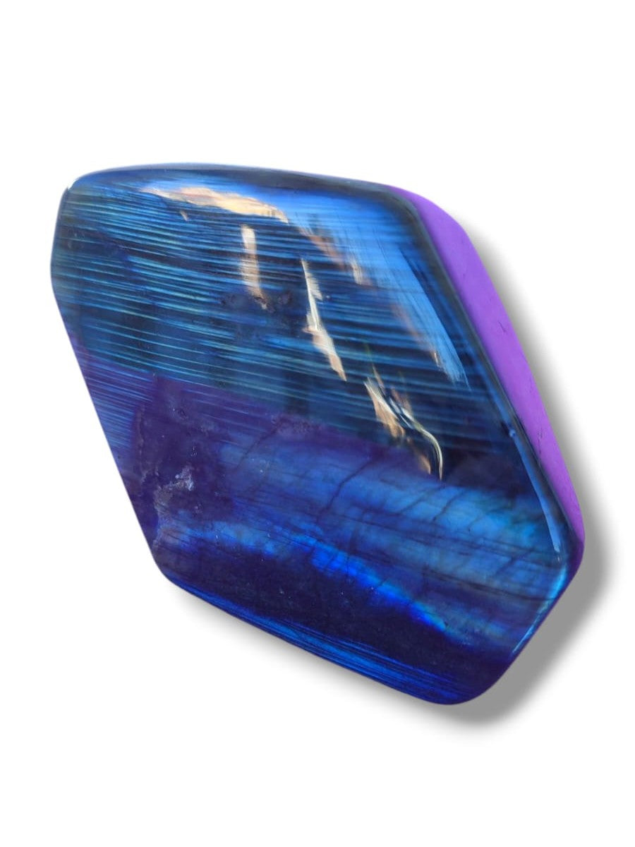 Piedra Labradorita con destellos dorados y azules para colección y gemoterapia