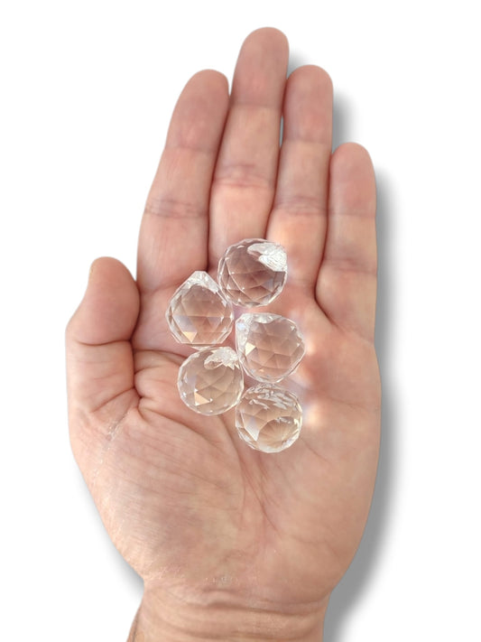 Bola feng shui 20 mm de cristal facetado transparente
