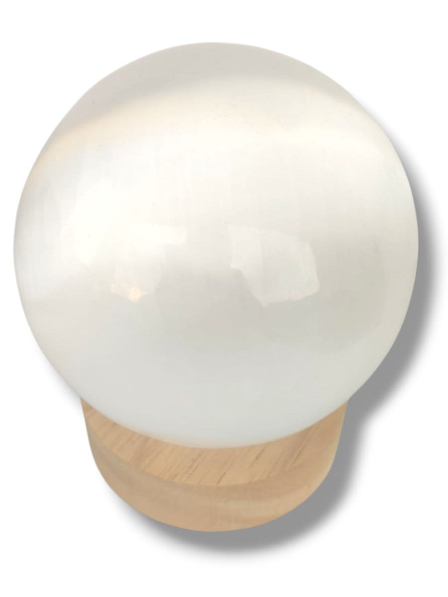esfera de selenita blanca 7-8 cm para limpieza energética y meditación