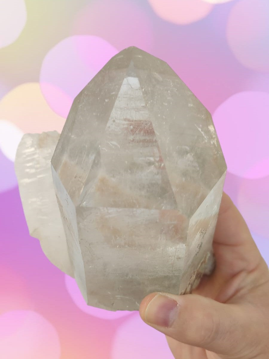 Cuarzo lemuriano de 2 kg de alta calidad para coleccionistas - Imagen de cuarzo lemuriano, ideal para quienes buscan energía y sabiduría espiritual.