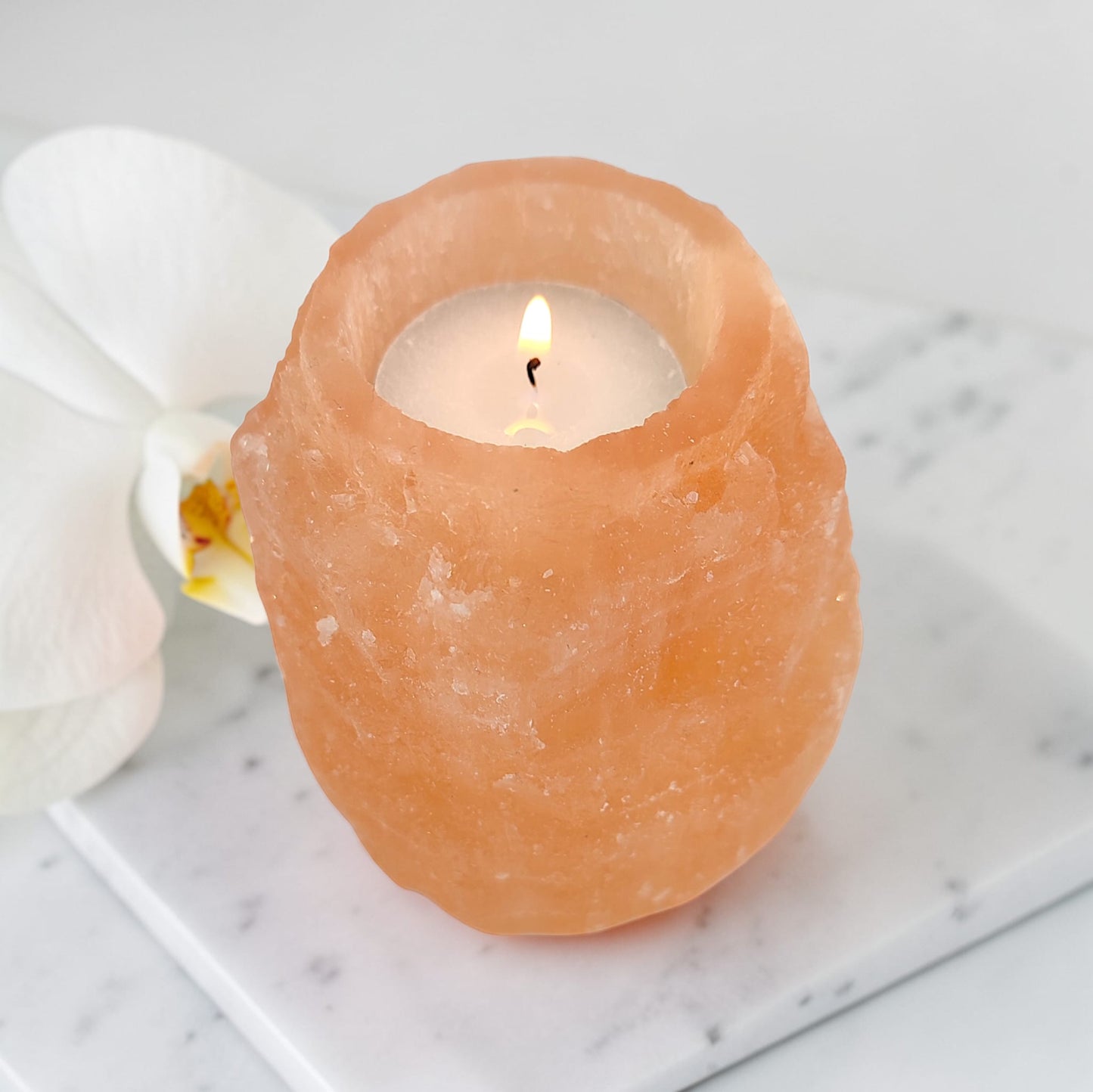 Selenita naranja portavelas mineral auténtico para equilibrio energético