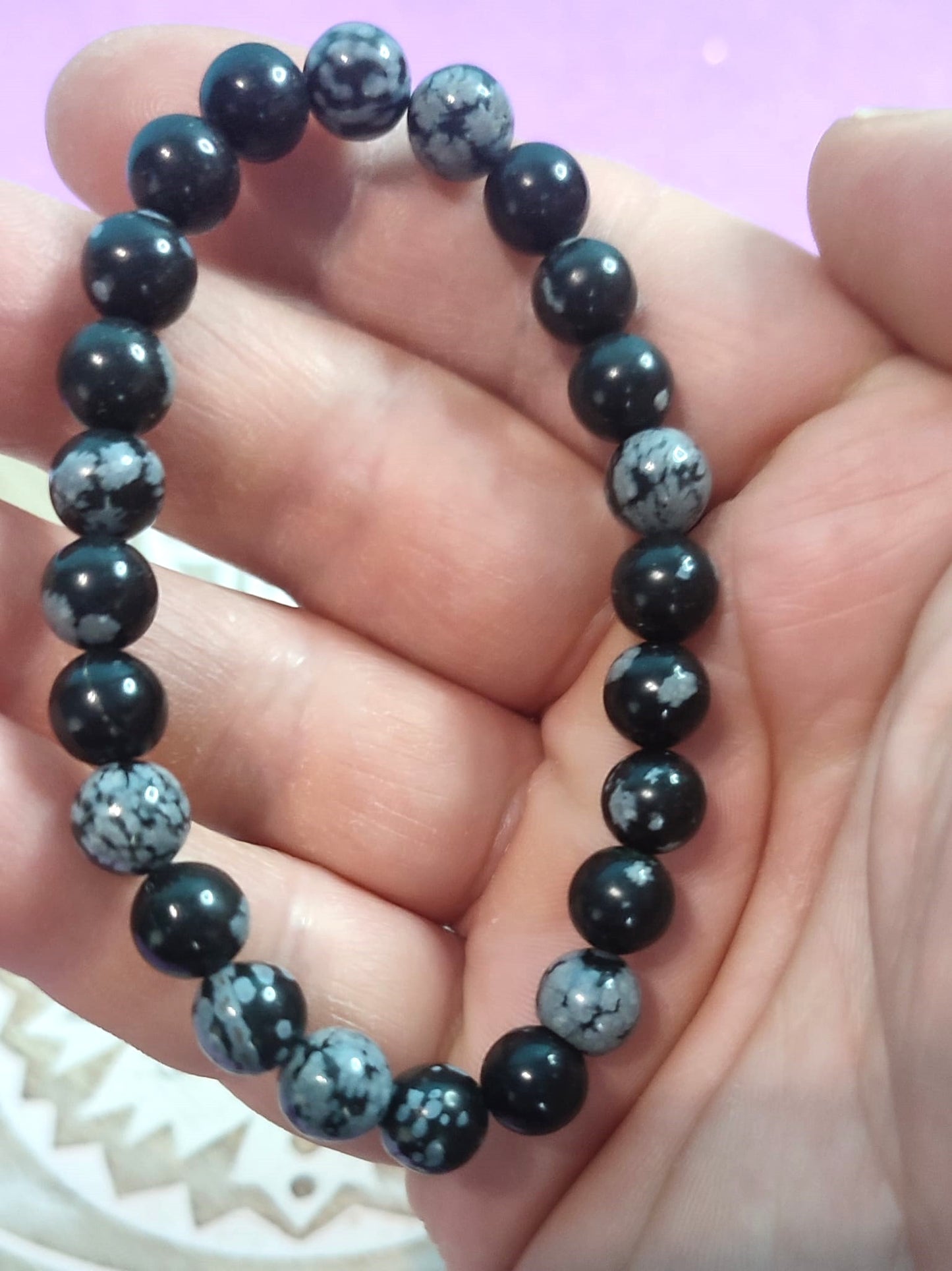 Energía protectora en pulsera de obsidiana nevada 8mm