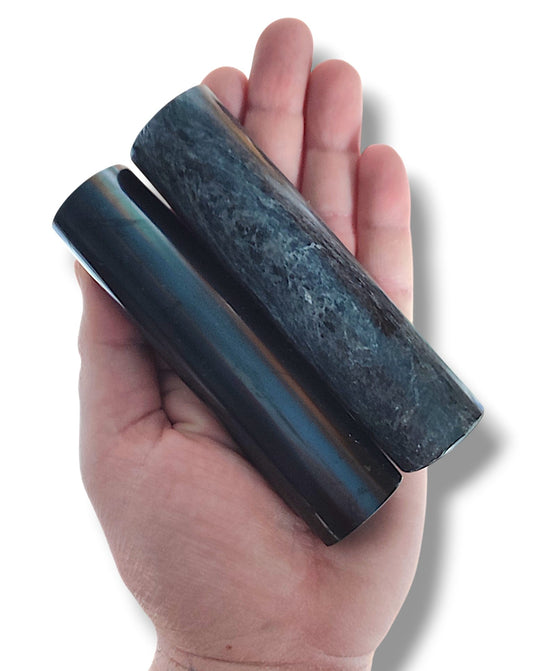 Cilindros armonizadores de Shungit y Tulikivi para protección energética